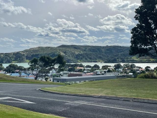 Raglan Seaview Cabin Εξωτερικό φωτογραφία